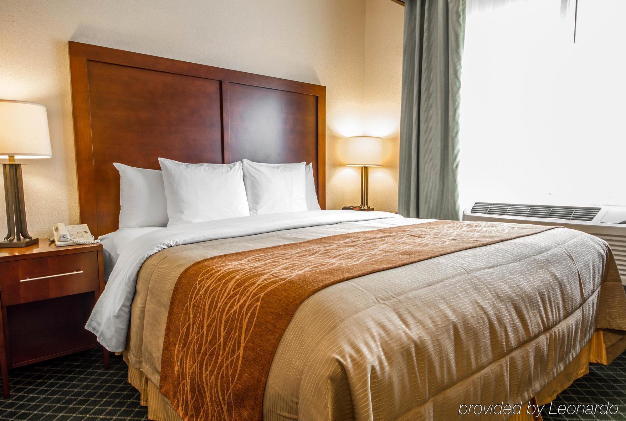 Comfort Inn & Suites Oakland Airport Zewnętrze zdjęcie