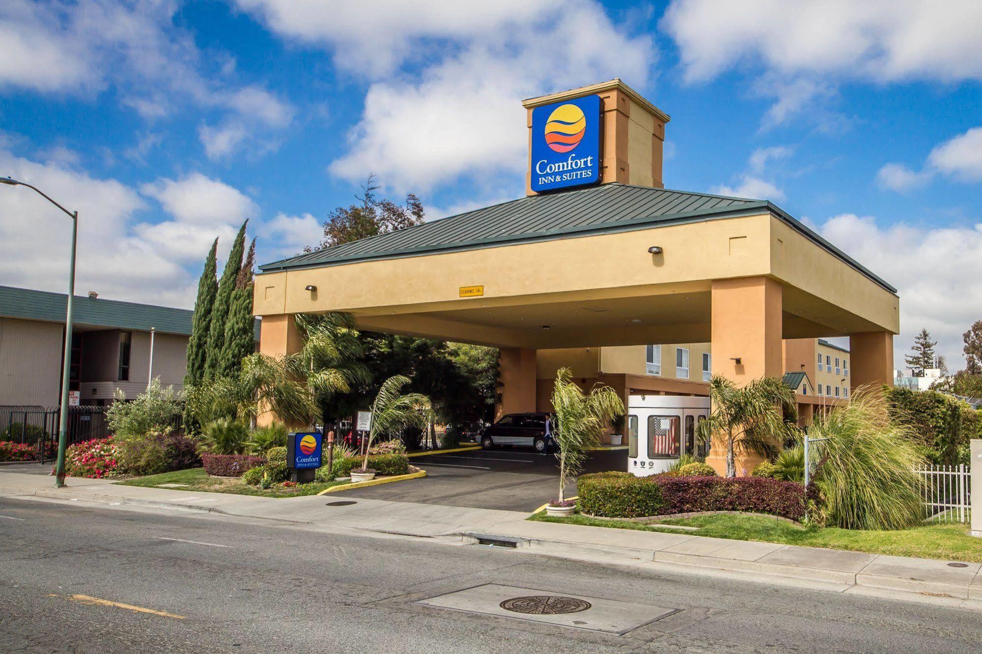 Comfort Inn & Suites Oakland Airport Zewnętrze zdjęcie
