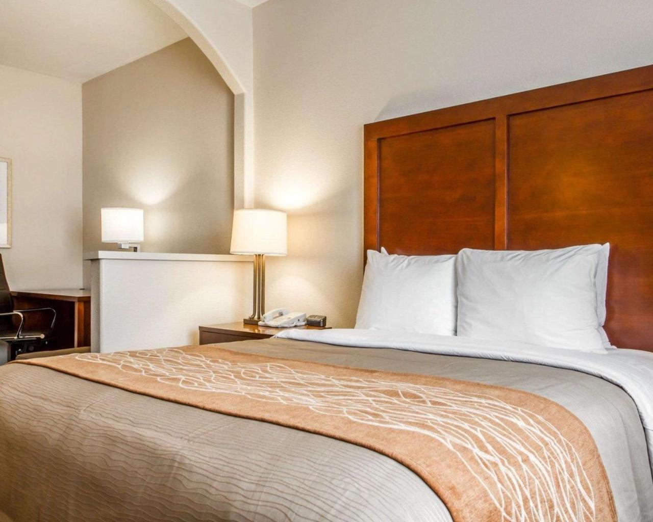 Comfort Inn & Suites Oakland Airport Zewnętrze zdjęcie
