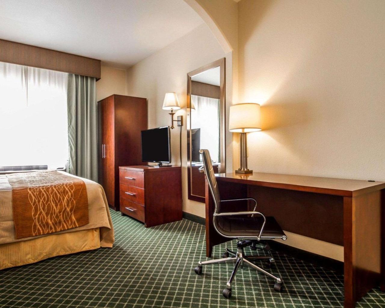 Comfort Inn & Suites Oakland Airport Zewnętrze zdjęcie