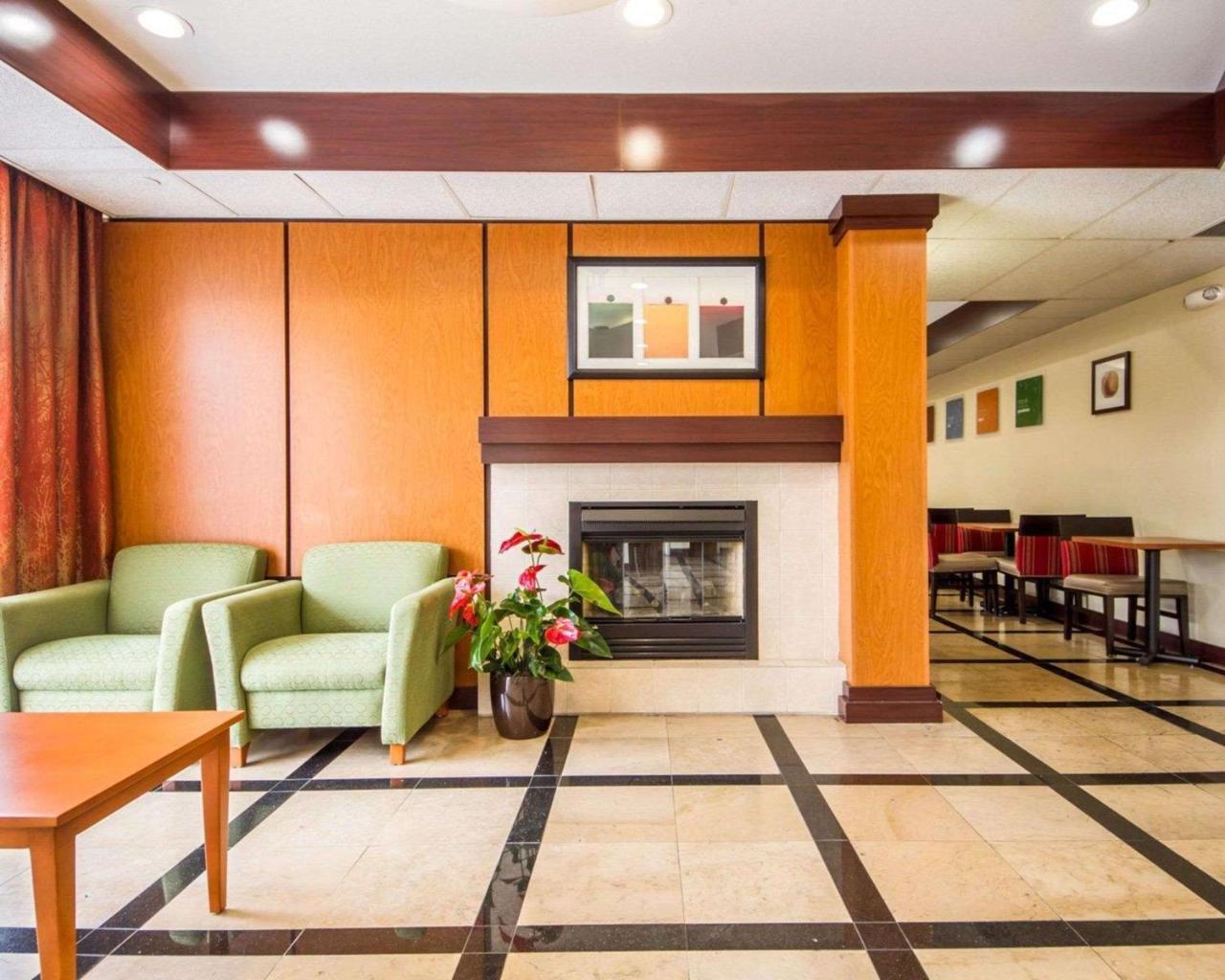 Comfort Inn & Suites Oakland Airport Zewnętrze zdjęcie