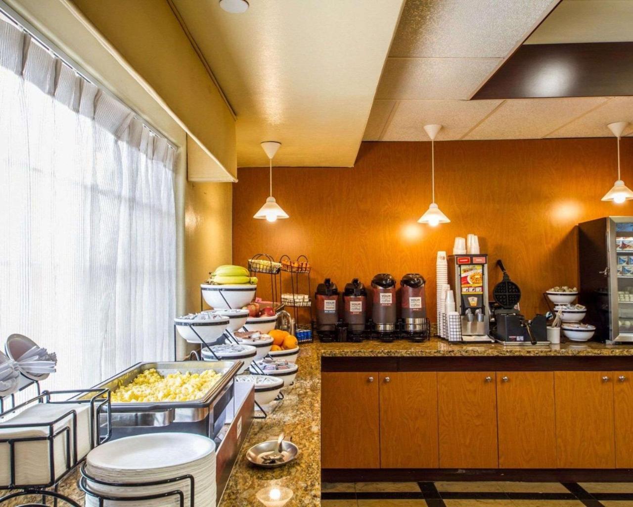 Comfort Inn & Suites Oakland Airport Zewnętrze zdjęcie